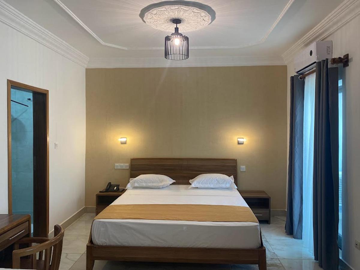 Hotel Residence La Corniche Дакар Экстерьер фото