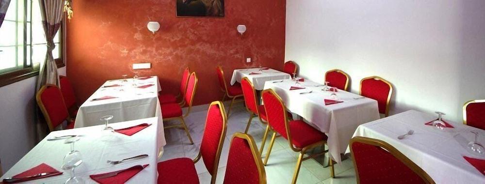 Hotel Residence La Corniche Дакар Экстерьер фото